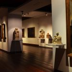 Vista de parte da Sala de Pintura e Escultura
