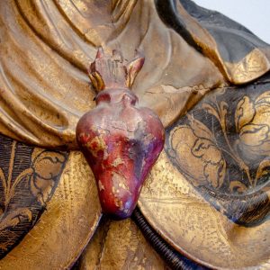 Sagrado Coração. Pormenor da escultura em madeira de Santa Catarina de Siena. Século XVIII.