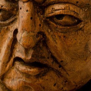 Rosto. Pormenor da escultura em madeira policromada 'Santo Padre'. Século XVI.