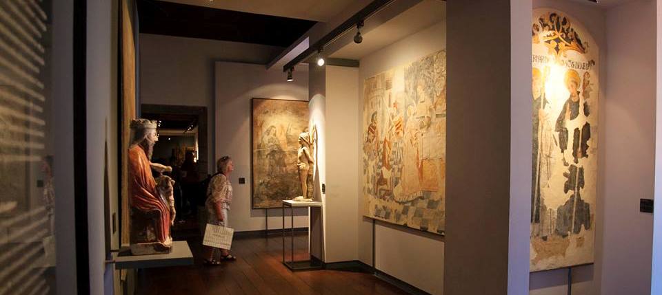 Vista parcial da Sala de Pintura a Fresco